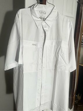 GG Collection White Short-Sleeve Button-Down Shirt with GG Chest Logo